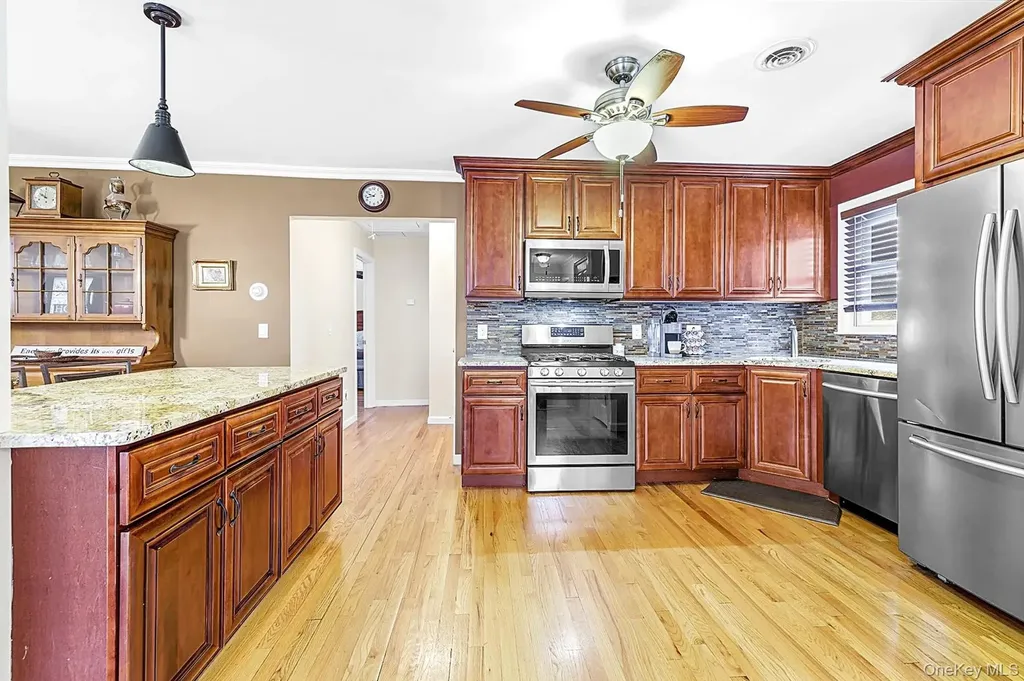 2A Baylis Place Lynbrook NY 11563