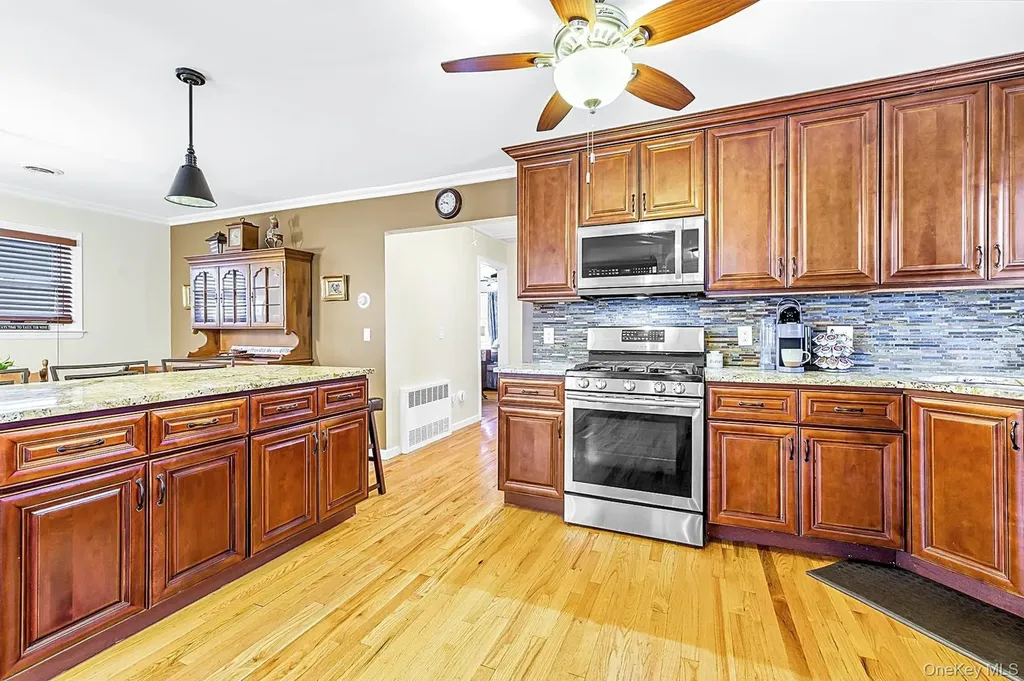 2A Baylis Place Lynbrook NY 11563