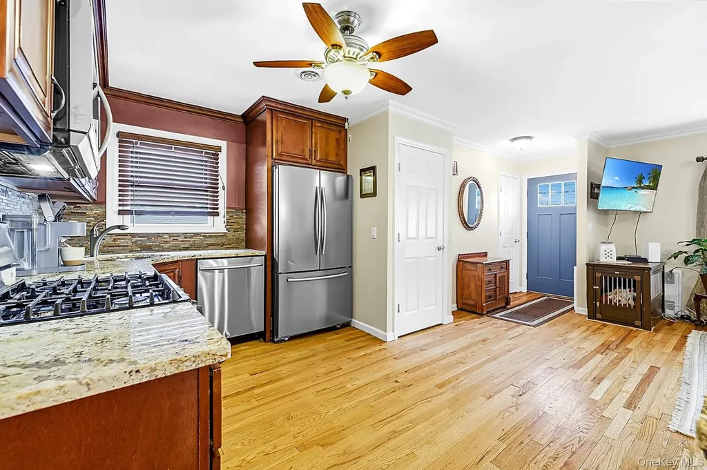 2A Baylis Place Lynbrook NY 11563
