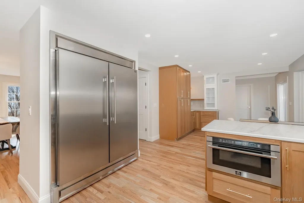 2 Pebble Hill Drive Northport NY 11768