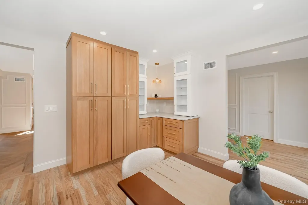 2 Pebble Hill Drive Northport NY 11768