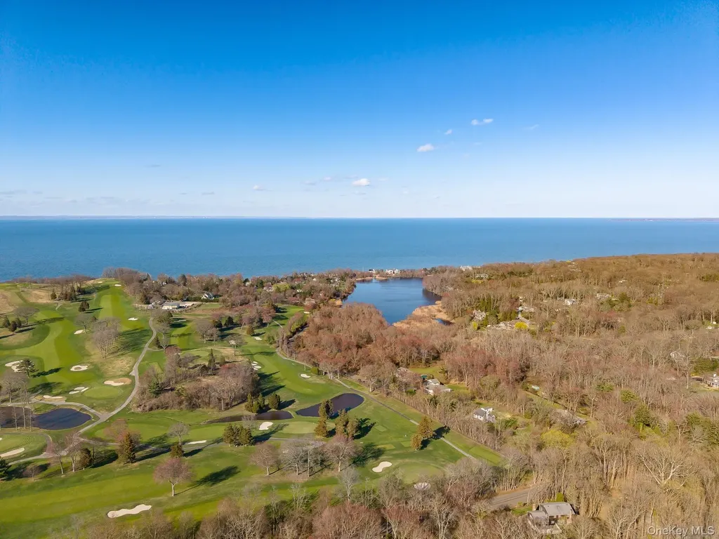 2 Pebble Hill Drive Northport NY 11768