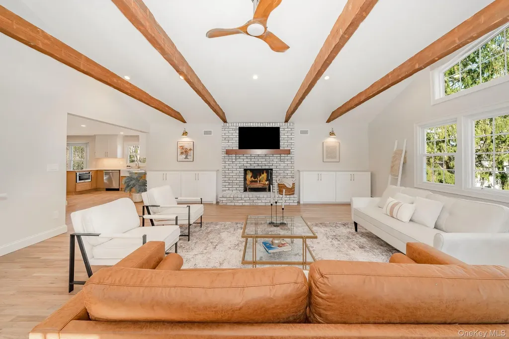 2 Pebble Hill Drive Northport NY 11768