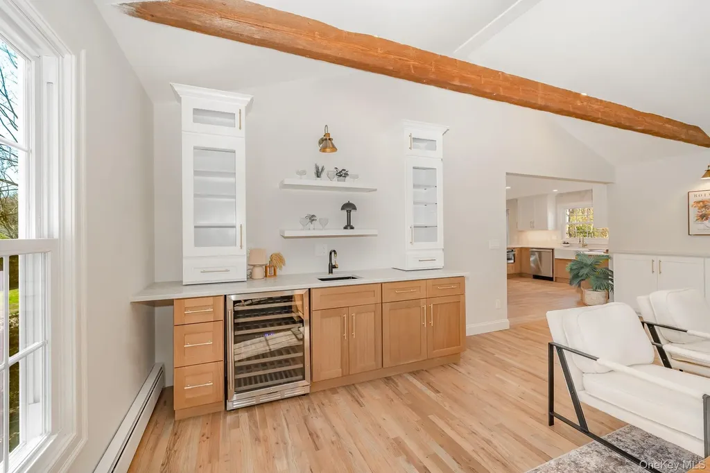 2 Pebble Hill Drive Northport NY 11768
