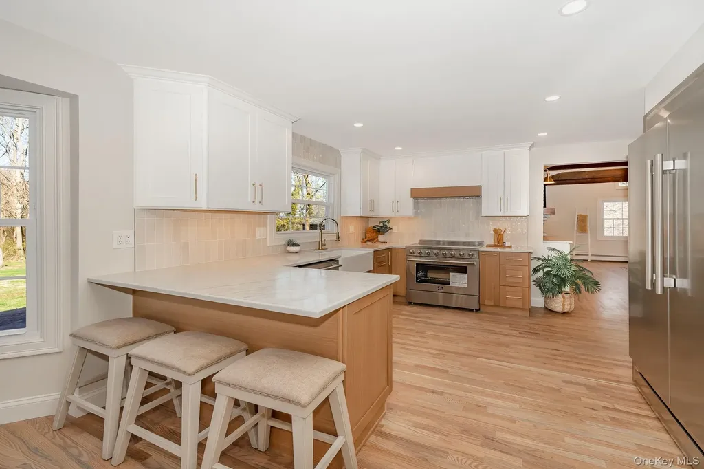 2 Pebble Hill Drive Northport NY 11768