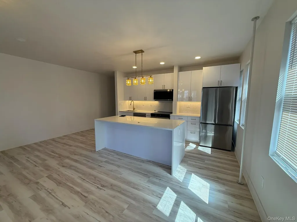 35-25 190th Street Flushing NY 11358