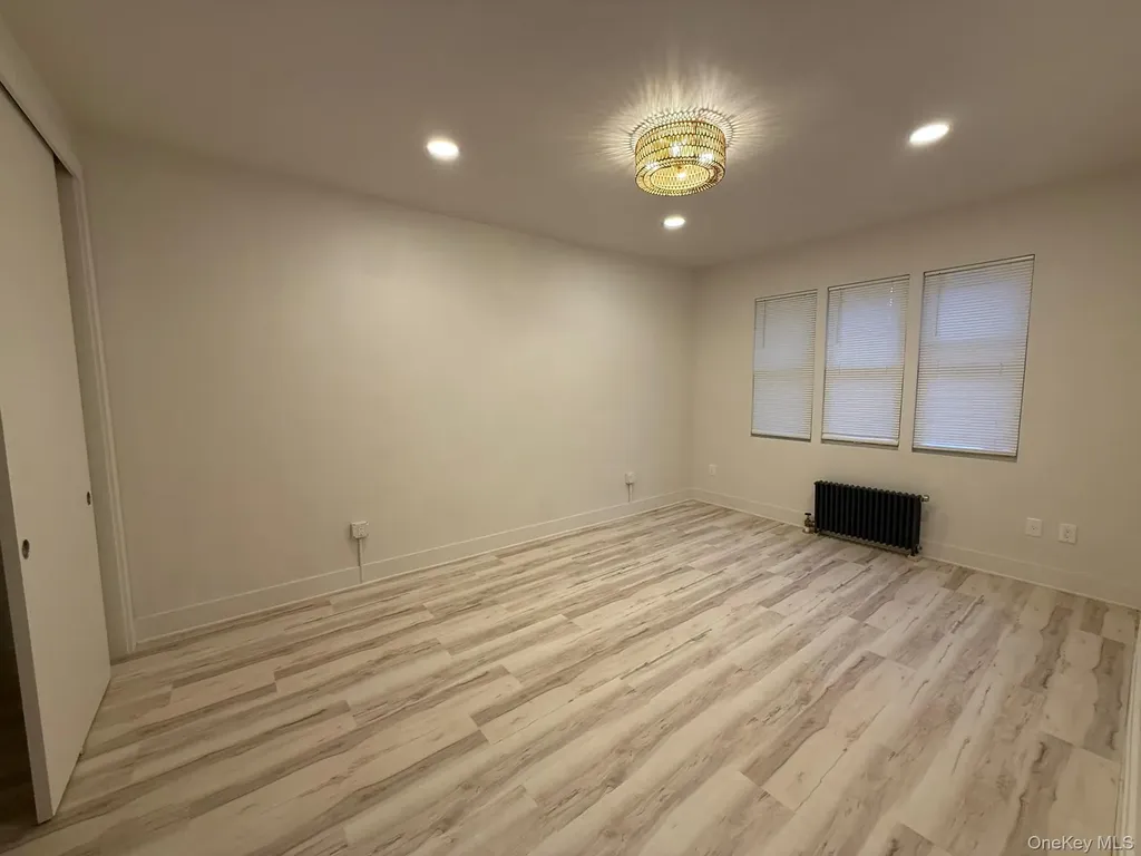 35-25 190th Street Flushing NY 11358
