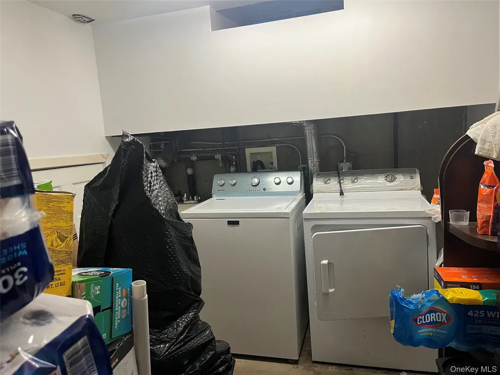 43-14 157 Street Flushing NY 11355