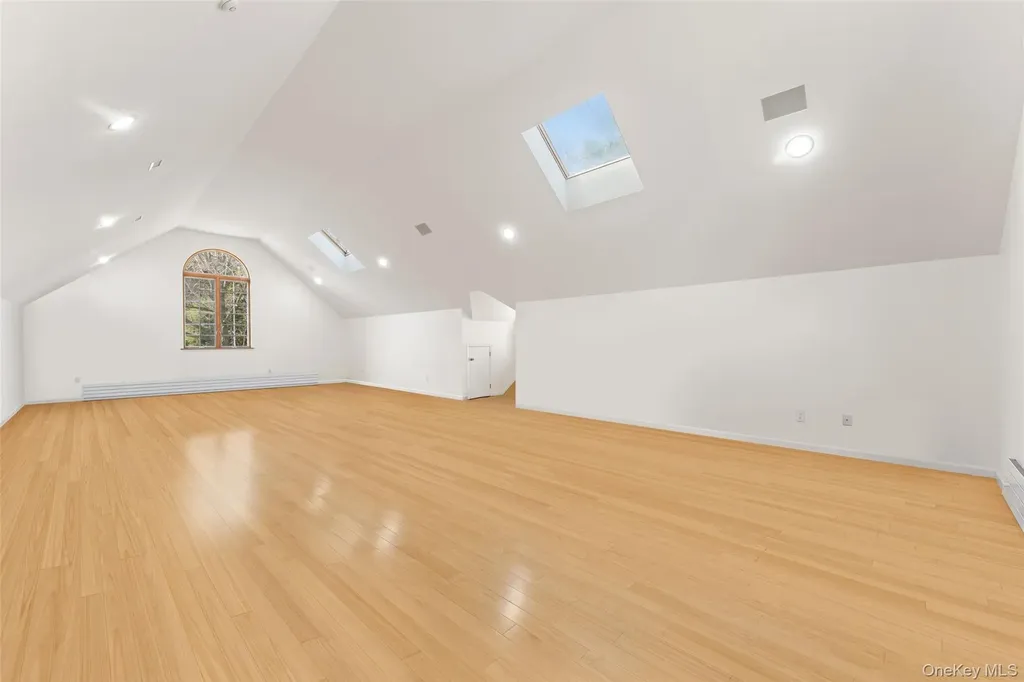 2 High Point Terrace Scarsdale NY 10583