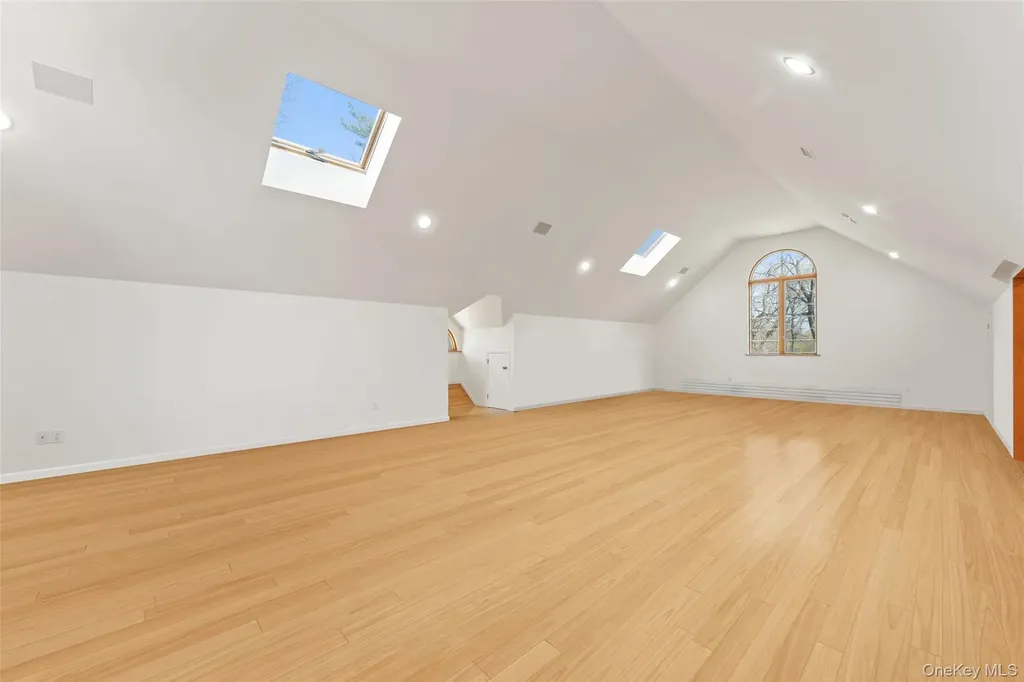 2 High Point Terrace Scarsdale NY 10583