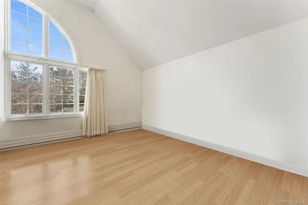 2 High Point Terrace Scarsdale NY 10583