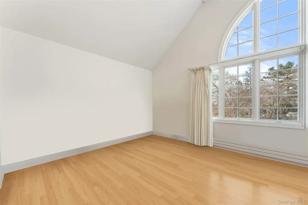 2 High Point Terrace Scarsdale NY 10583