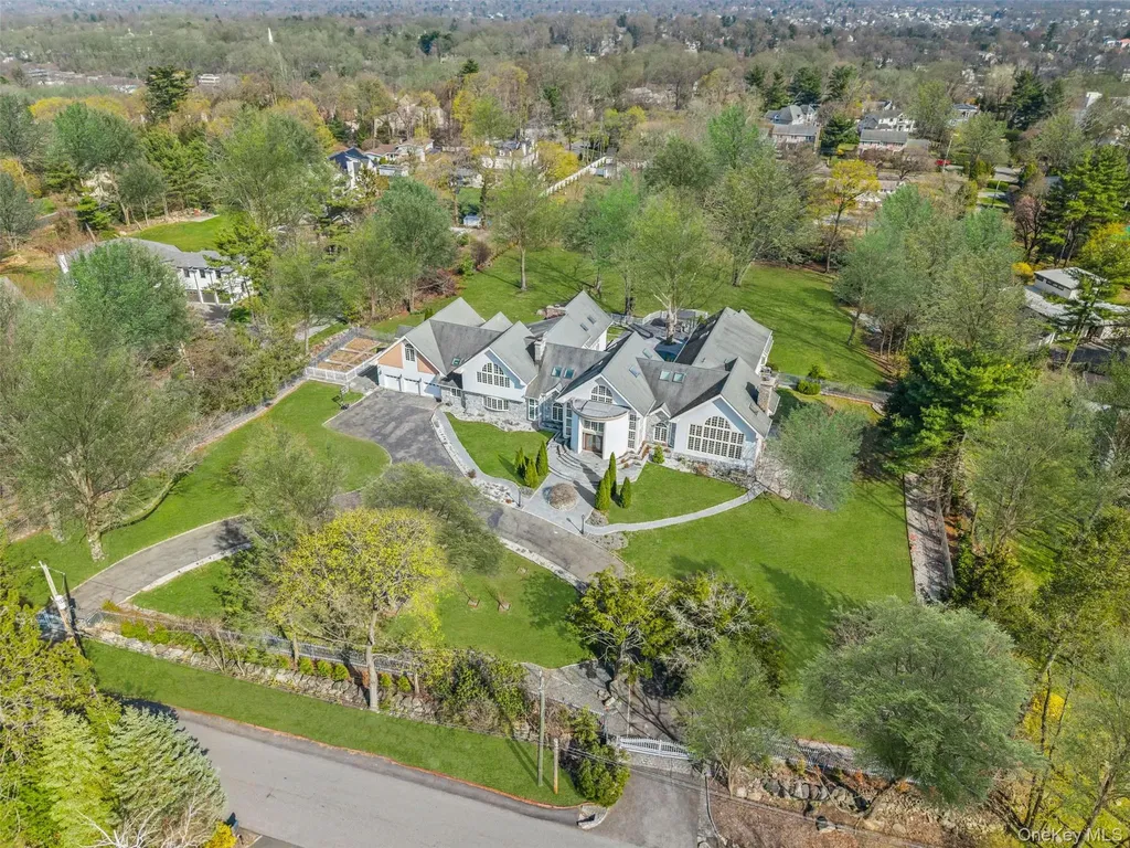 2 High Point Terrace Scarsdale NY 10583