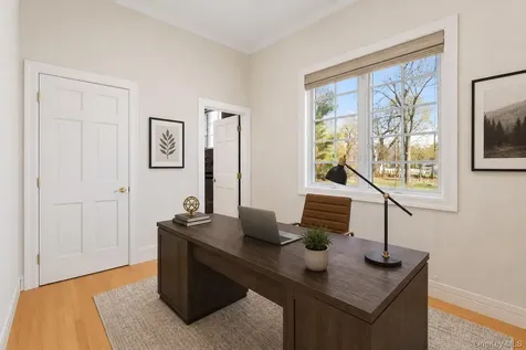 2 High Point Terrace Scarsdale NY 10583