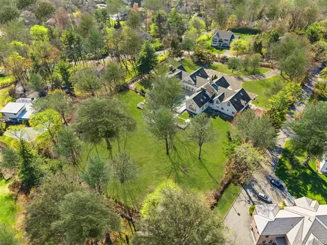 2 High Point Terrace Scarsdale NY 10583