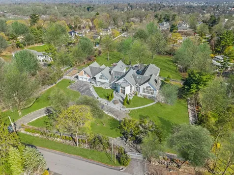 2 High Point Terrace Scarsdale NY 10583