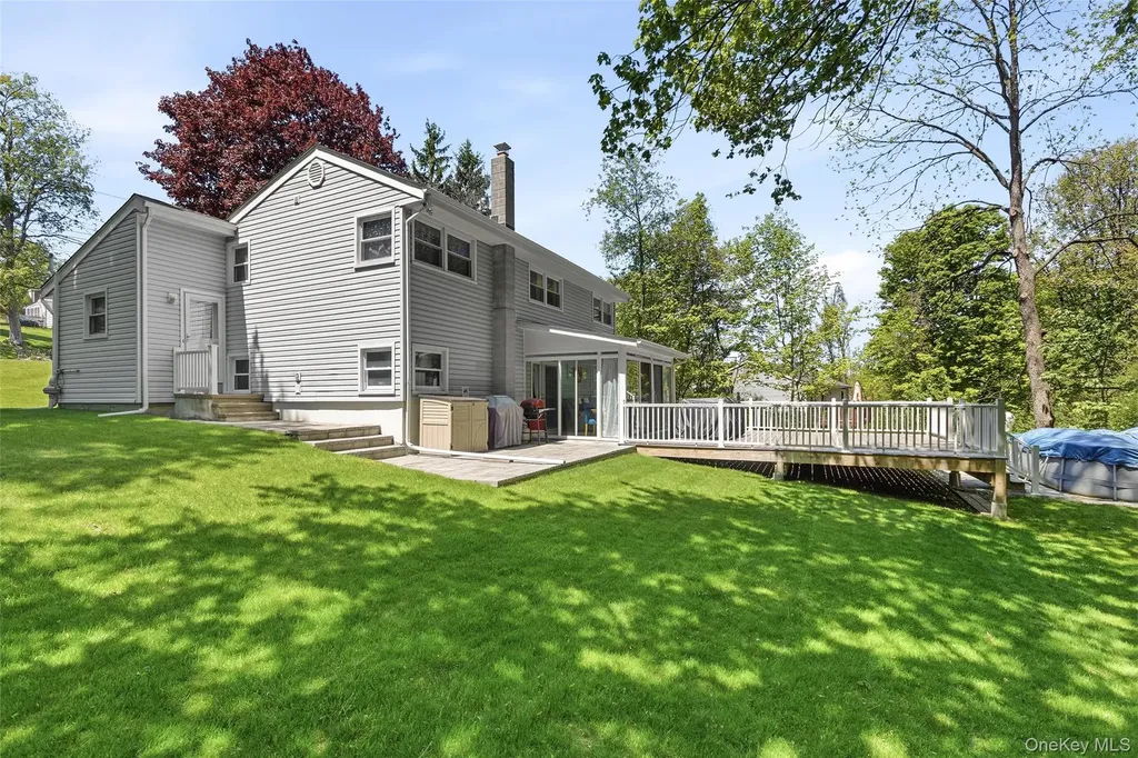 18 Collier Drive E Carmel NY 10512