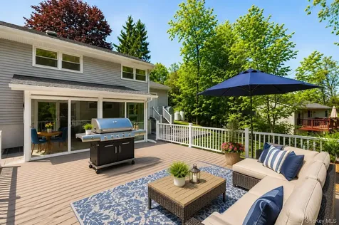 18 Collier Drive E Carmel NY 10512