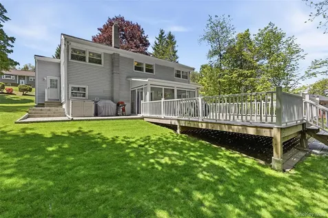18 Collier Drive E Carmel NY 10512