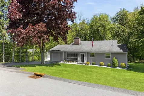 18 Collier Drive E Carmel NY 10512