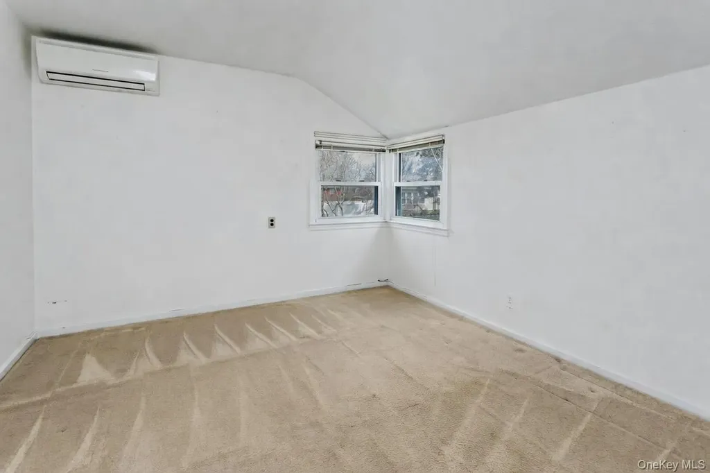 260 Roundhill Drive Yonkers NY 10710