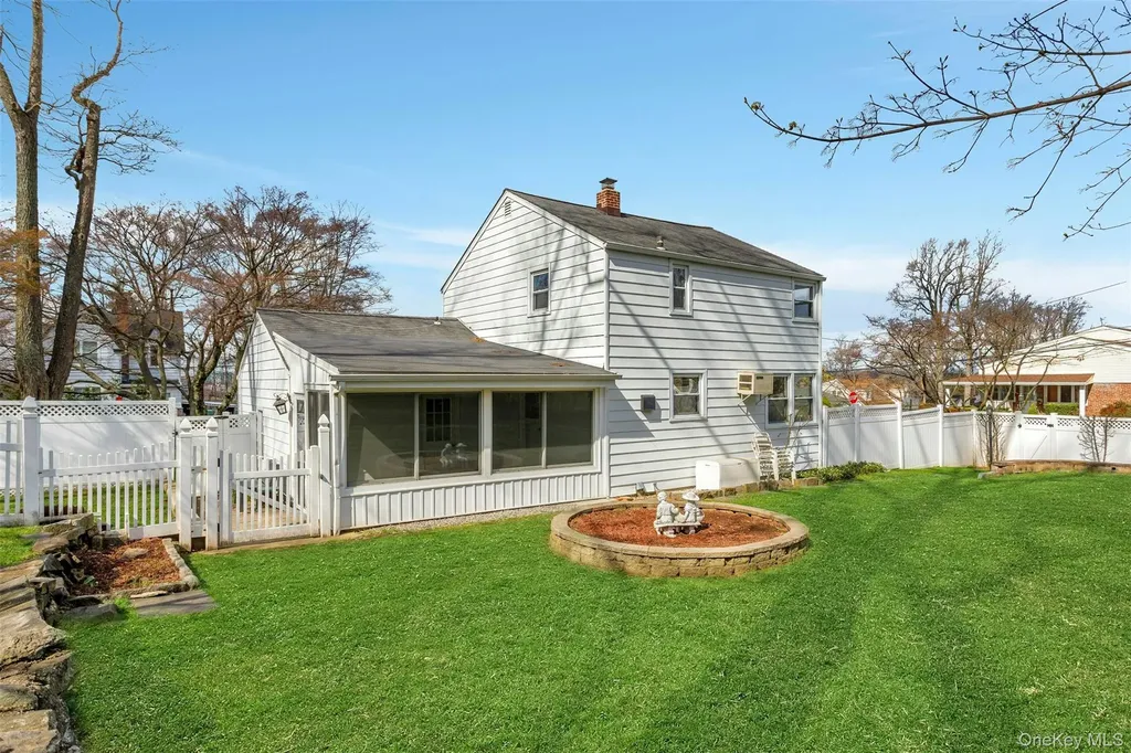 260 Roundhill Drive Yonkers NY 10710