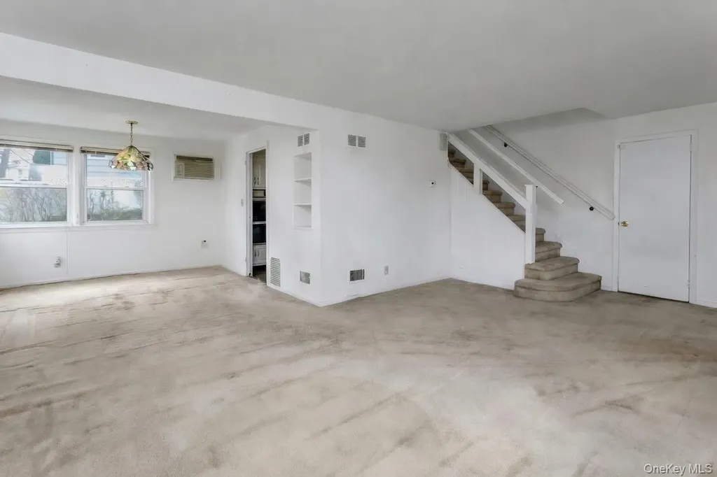 260 Roundhill Drive Yonkers NY 10710