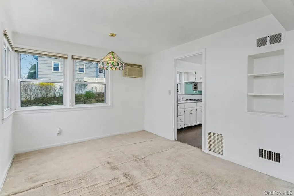 260 Roundhill Drive Yonkers NY 10710