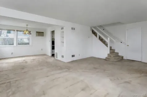 260 Roundhill Drive Yonkers NY 10710