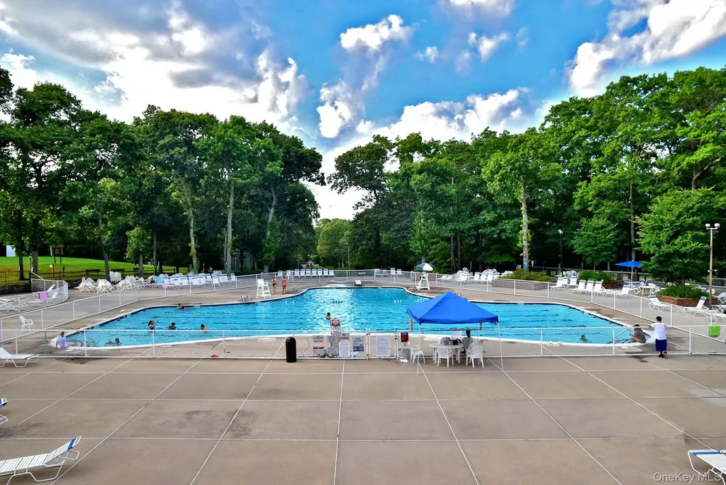 847 Skyline Drive Coram NY 11727
