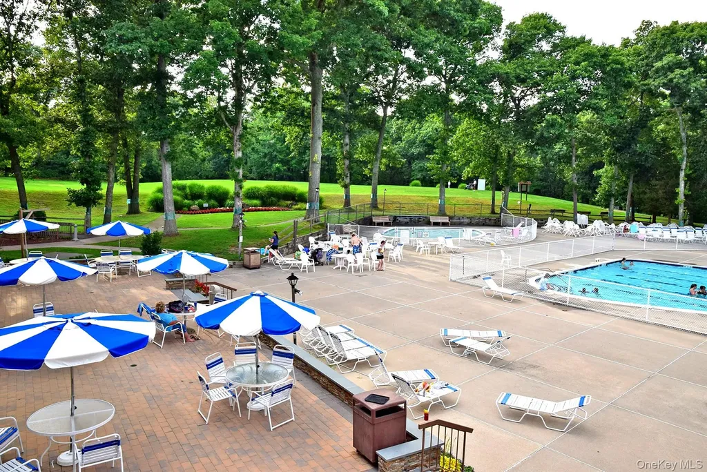 847 Skyline Drive Coram NY 11727