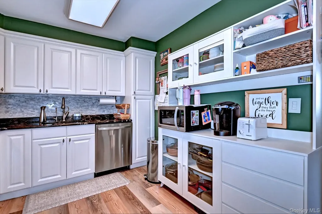 847 Skyline Drive Coram NY 11727