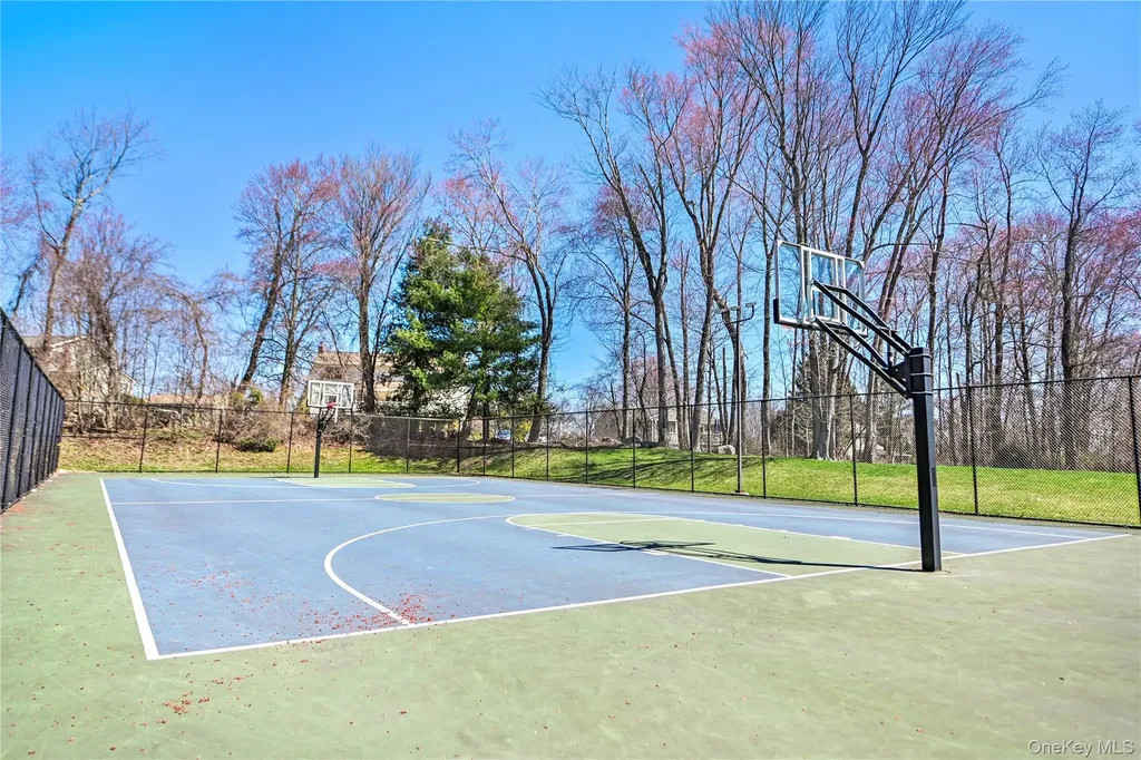 105 Village Drive Brewster NY 10509