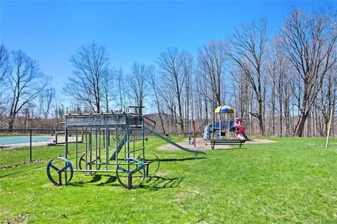 105 Village Drive Brewster NY 10509