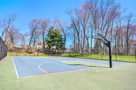 105 Village Drive Brewster NY 10509