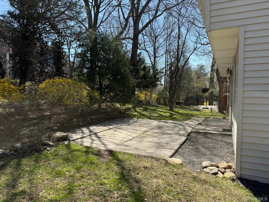 1131 Dobbs Ferry Road White Plains NY 10607