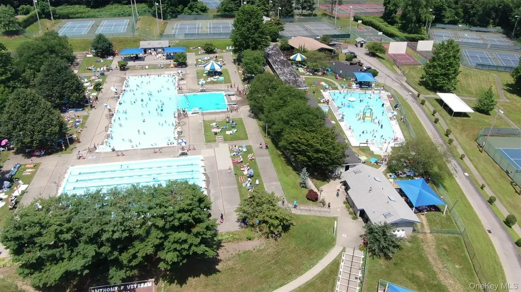1131 Dobbs Ferry Road White Plains NY 10607