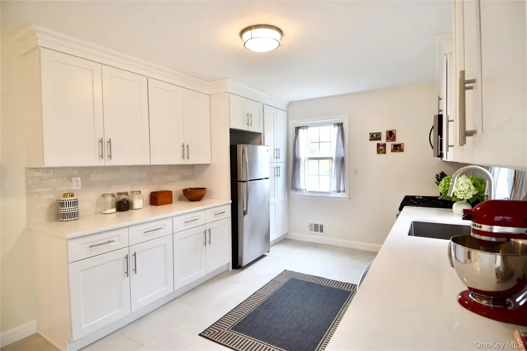 1131 Dobbs Ferry Road White Plains NY 10607