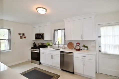 1131 Dobbs Ferry Road White Plains NY 10607