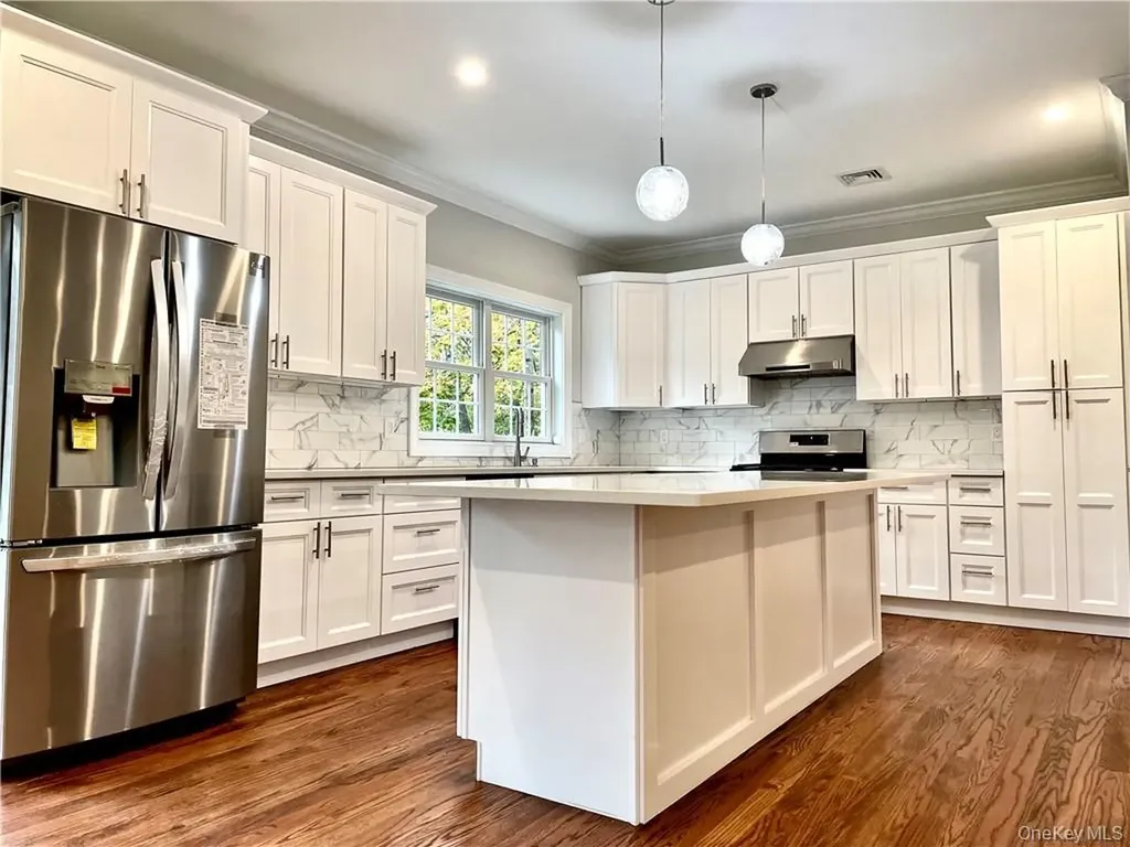 1 Kewanee Road New Rochelle NY 10804