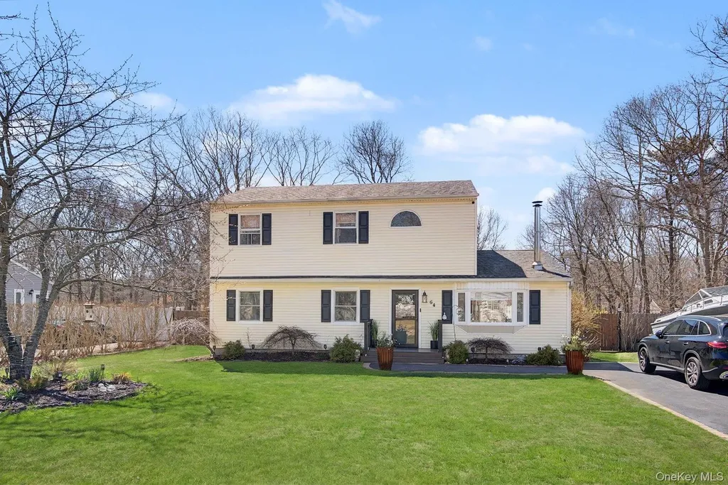 64 Sweetbriar Drive Mastic NY 11950