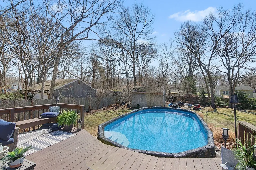 64 Sweetbriar Drive Mastic NY 11950