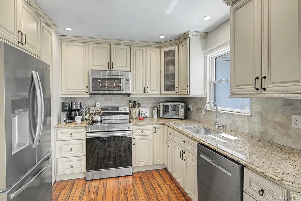 64 Sweetbriar Drive Mastic NY 11950