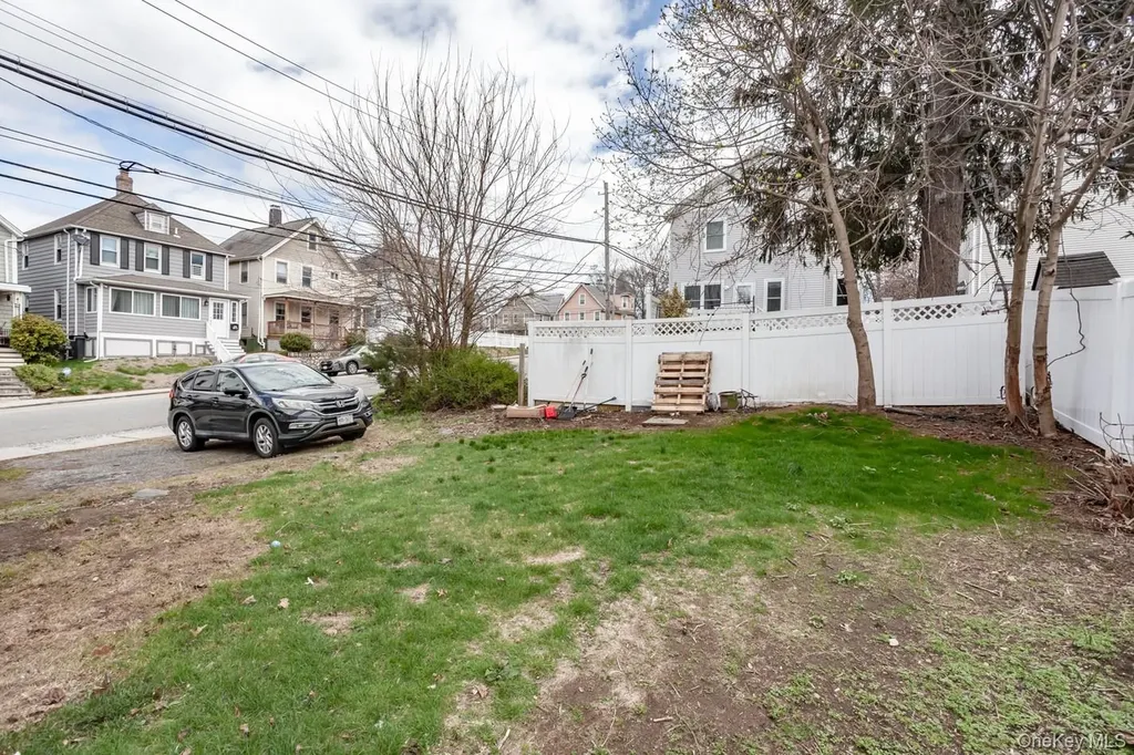 1009 Hudson Avenue Peekskill NY 10566