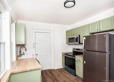 1009 Hudson Avenue Peekskill NY 10566