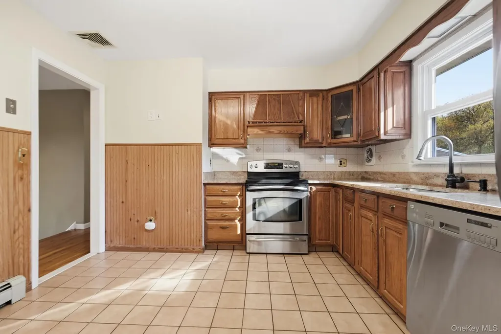 140 Chestnut Ridge Road Mahopac NY 10541