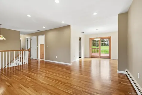 140 Chestnut Ridge Road Mahopac NY 10541