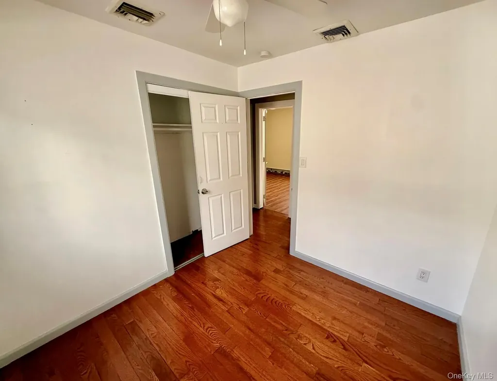 43 Johnson Avenue Ronkonkoma NY 11779
