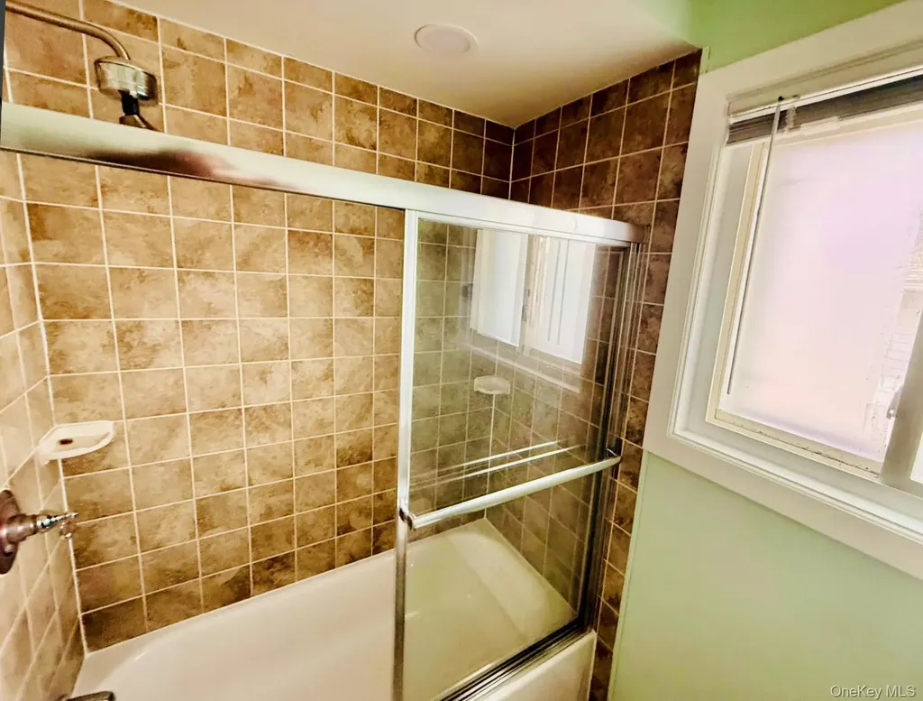 43 Johnson Avenue Ronkonkoma NY 11779