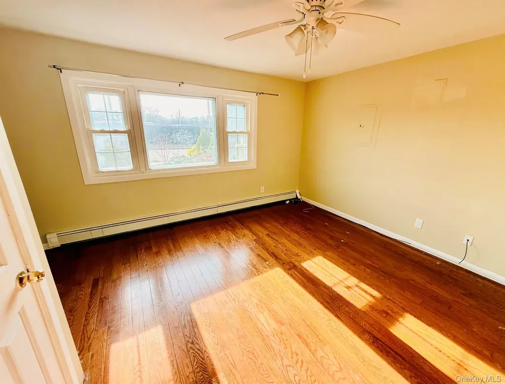 43 Johnson Avenue Ronkonkoma NY 11779